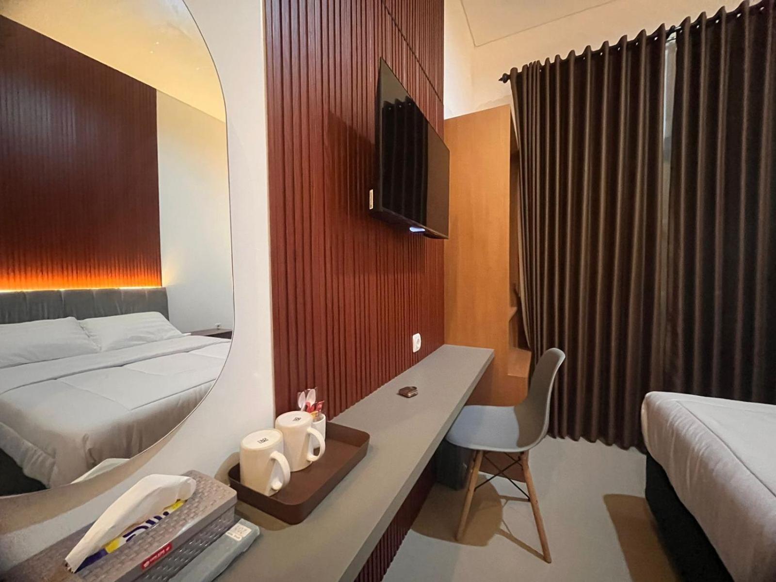 House Of Bedjo Powered By Cocotel Yogyakarta Bagian luar foto